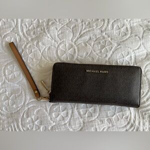 Michael Kors Black and Tan Wristlet